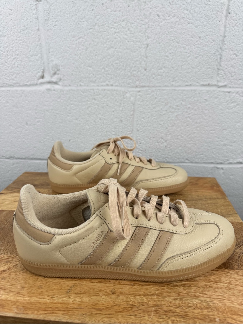 Adidas Originals Samba OG Leather Sneakers Cream/Beige Gum Sole - Picture 3 of 15
